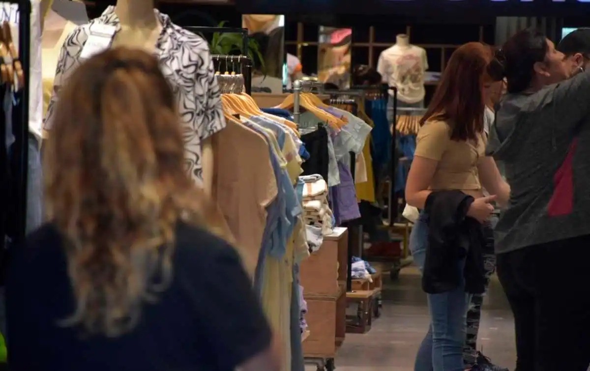 Indicador de la crisis: los despidos acechan a empleados de comercio | Noticias