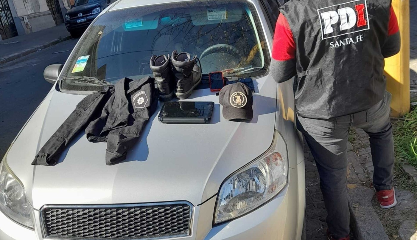 Falso policía cae en Santa Fe tras robar un celular a punta de pistola | Policiales