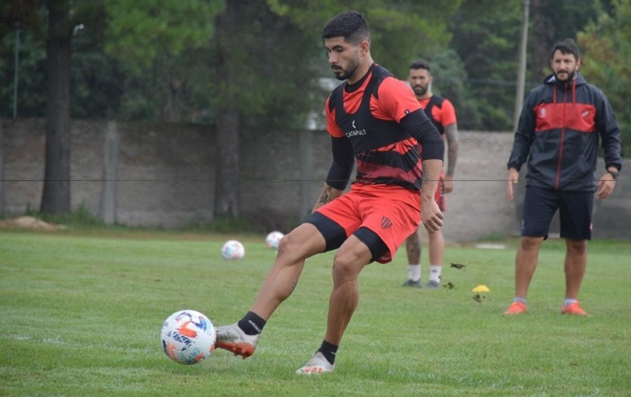 Brian Nievas, el “5” que quiere Delfino para Colon | Deportes