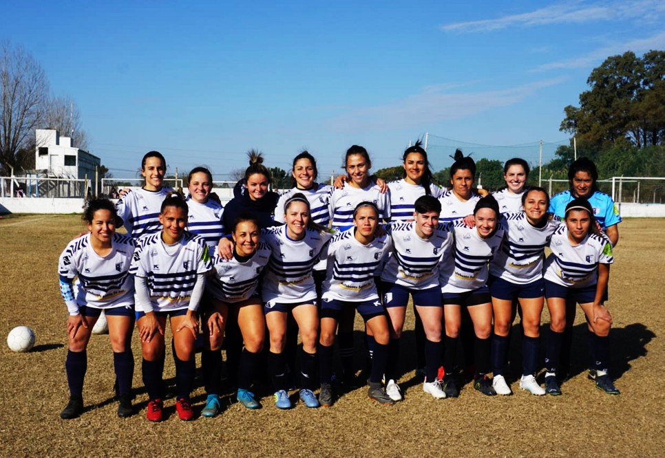 Fútbol Femenino: La Salle es el tricampeón de la Liga Santafesina | Deportes