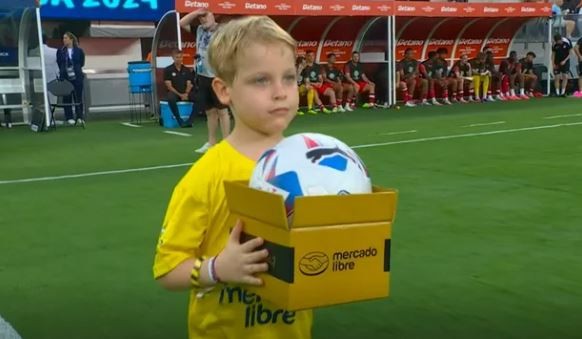 Mirko se volvió viral en la previa de Argentina vs. Canadá | Espectaculos