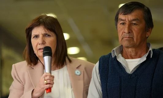 "Acá hay gente que está callando y quiere la impunidad", dijo Bullrich tras la reunión con el papá de Loan | Nacionales