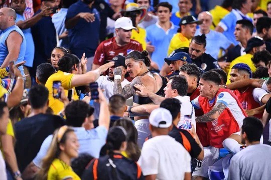 La CONMEBOL les abrió expediente a 10 jugadores de Uruguay | Deportes