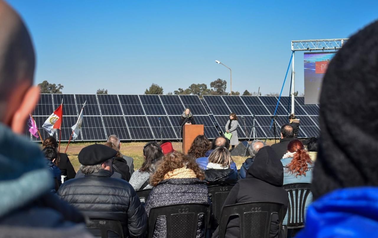 Se inauguró un parque fotovoltaico en San Gregorio | Información General