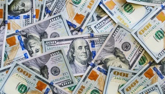 El dólar blue cierra la semana a la baja y recorta el salto de las semanas previas | Noticias