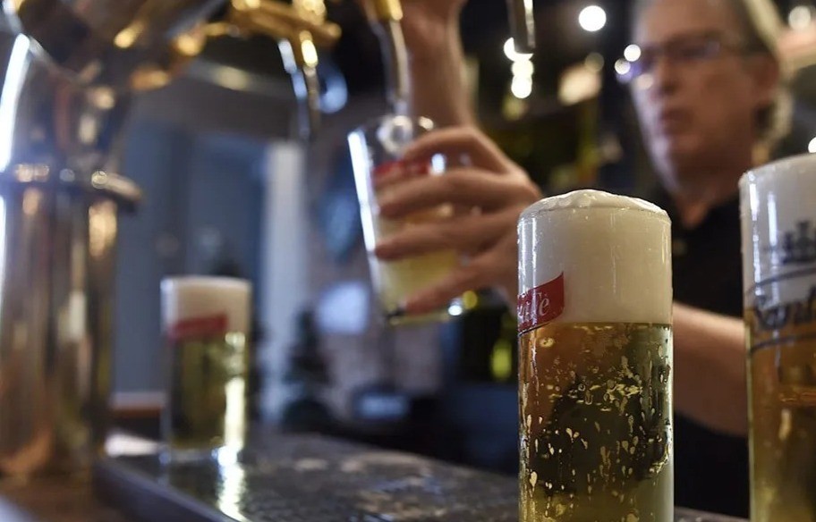 Cambios en la nocturnidad: ¿nuevos horarios para bares desde octubre? | Información General