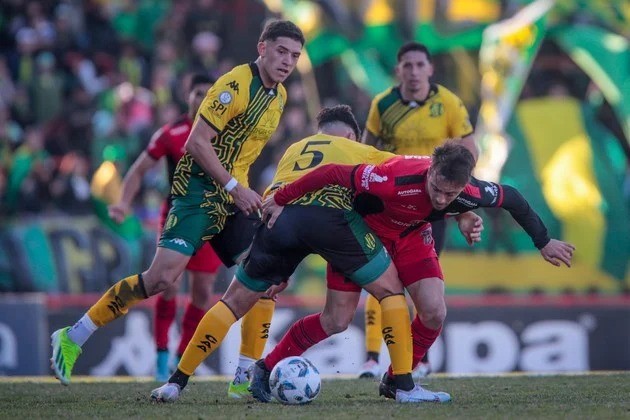 Colón dio otro paso en falso de visitante y ante un rival directo | Deportes