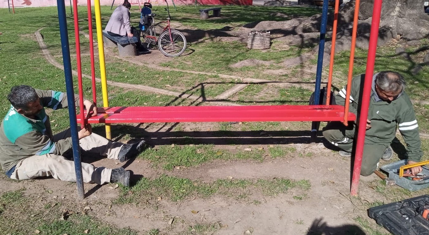 Avanza el programa para recuperar plazas y parques de la ciudad | Información General