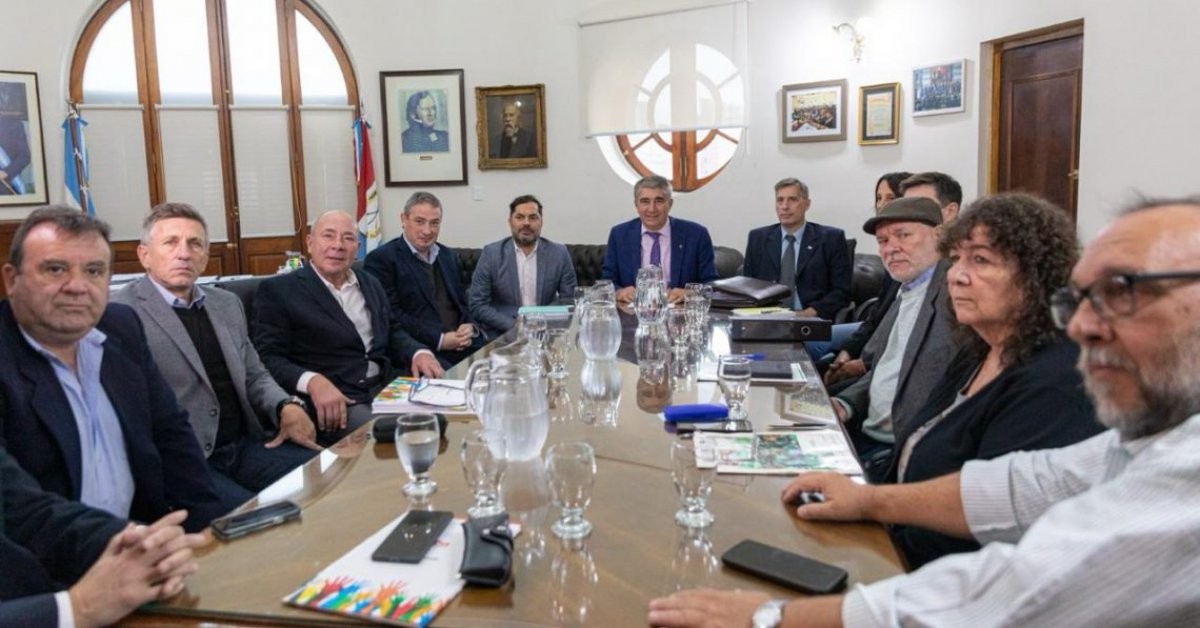 Upcn aceptó la propuesta salarial del gobierno | Información General