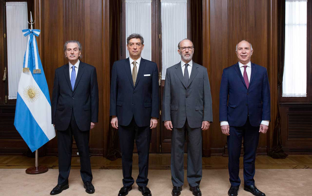 El Gobierno provincial recurre a la Corte en defensa de los intereses de Santa Fe | Información General