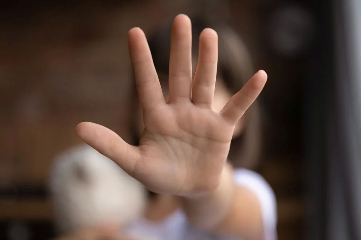 Sastre: 10 años de cárcel por abusar de la hija de su pareja | Información General