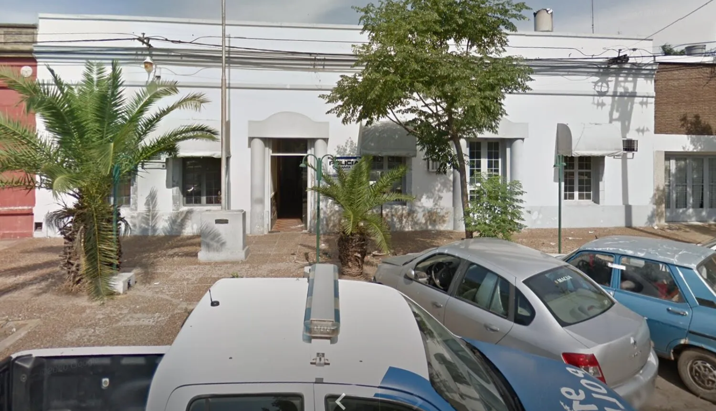 Se escapó un detenido de la Comisaría 8va | Policiales