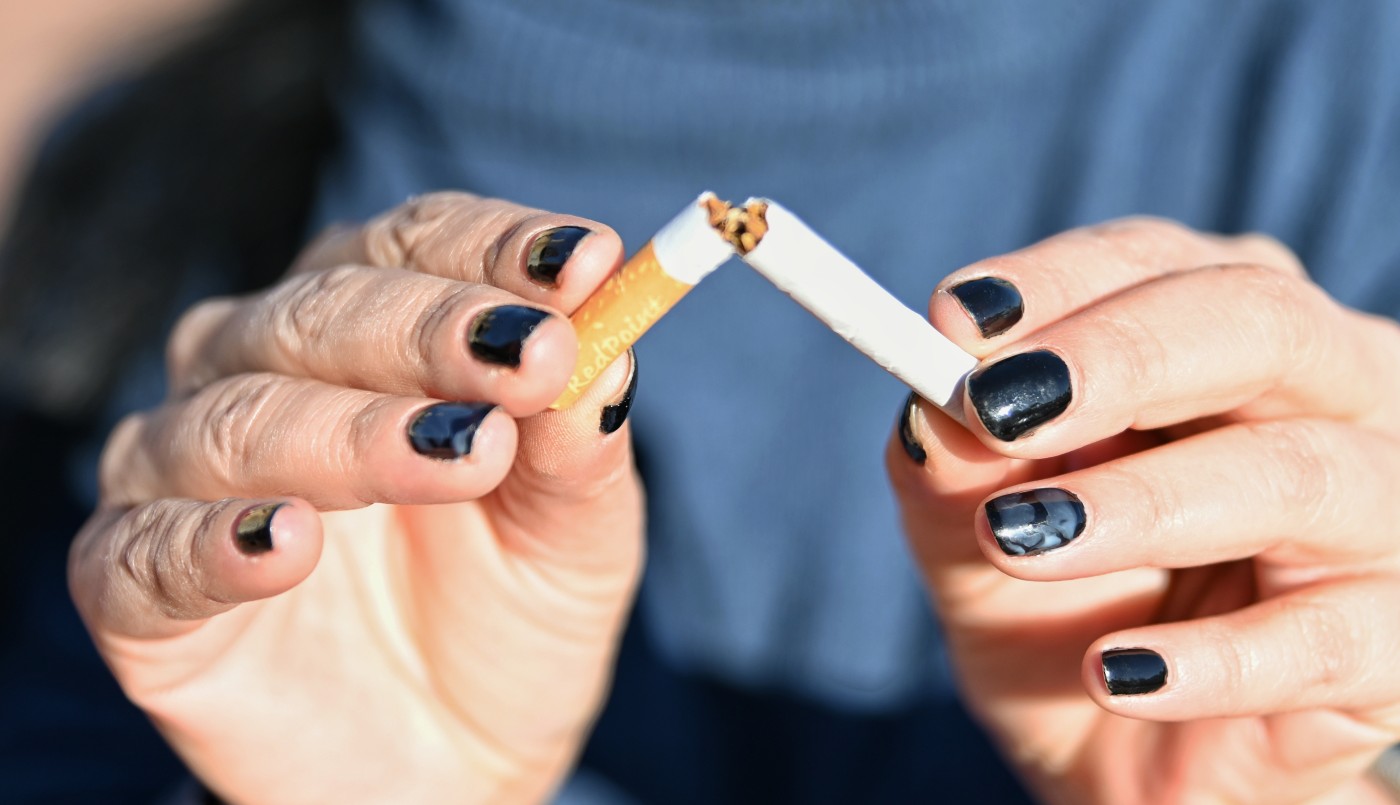 La Agencia de Control del Cáncer inicia un programa para dejar de fumar | Salud