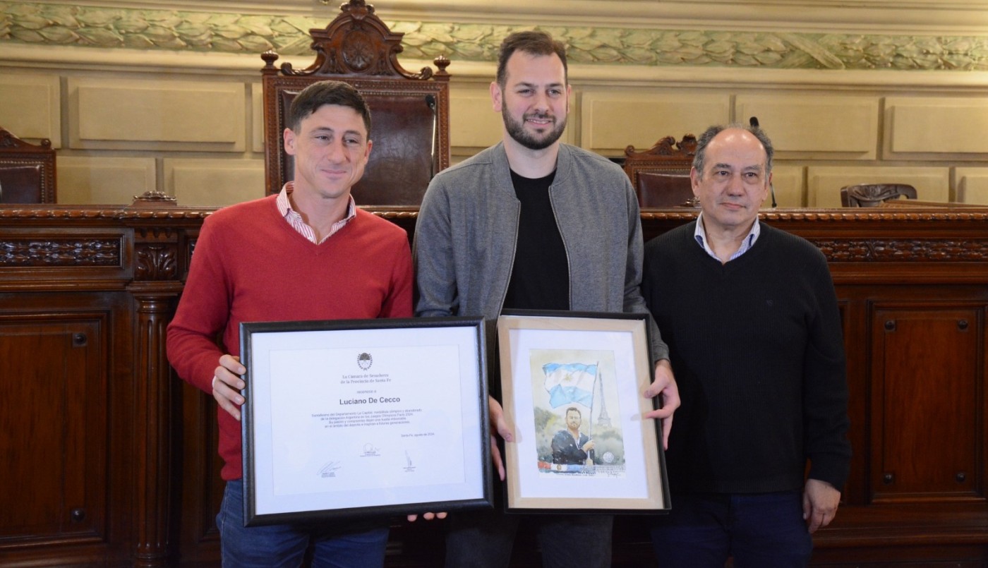 Luciano De Cecco recibió un reconocimiento del Senado provincial | Deportes