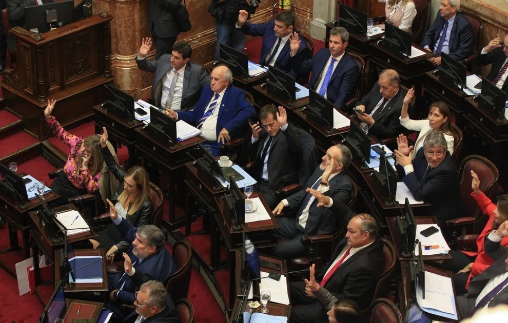 Los senadores nacionales se aumentaron la dieta y cobrarán $9 millones por mes | Nacionales