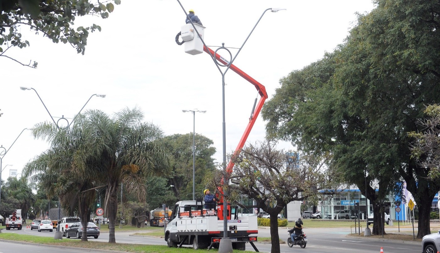 Alumbrado: municipales rechazan una “privatización 100%” del servicio | Información General