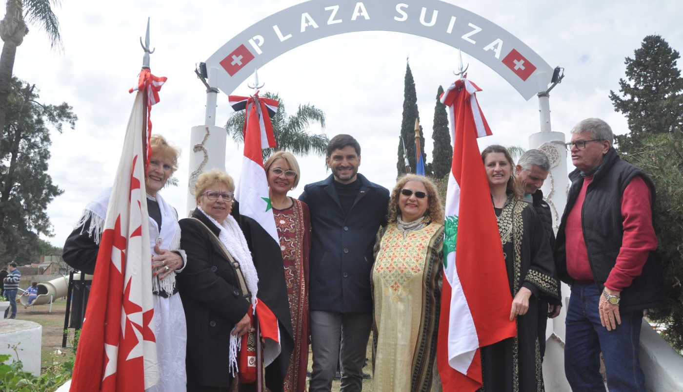 Pullaro: "Queremos construir santafesinidad con un modelo diferente de gestionar" | Información General