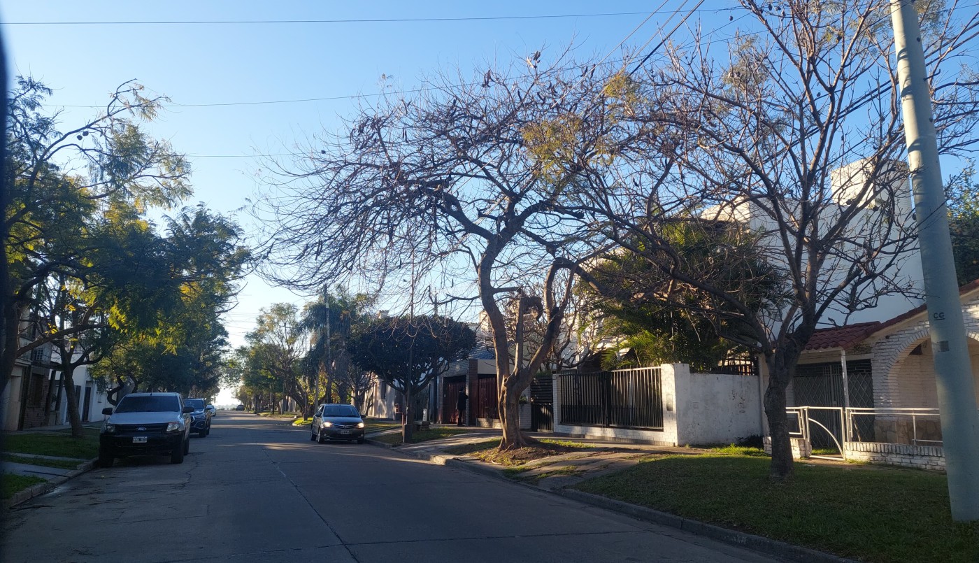 Entradera en barrio Guadalupe Este: robaron dinero y escaparon en el auto de la familia | Policiales