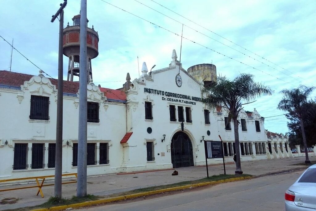 Hicieron un "túnel" en la cárcel de Coronda pero los descubrieron | Información General