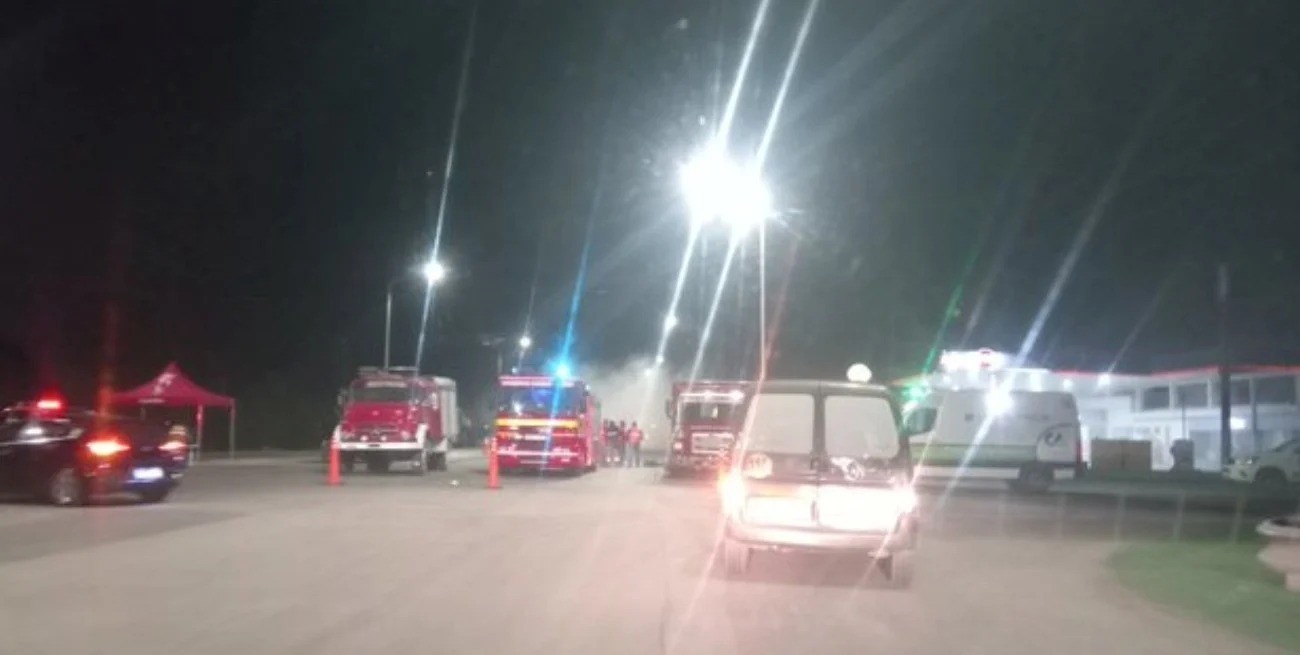 Alerta química por darrame de ácido clorhídrico al sur de Rosario | Información General