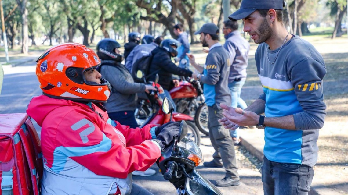 Seguridad vial: el 70 % de los motociclistas que fallecen en accidentes no usaba casco | Información General