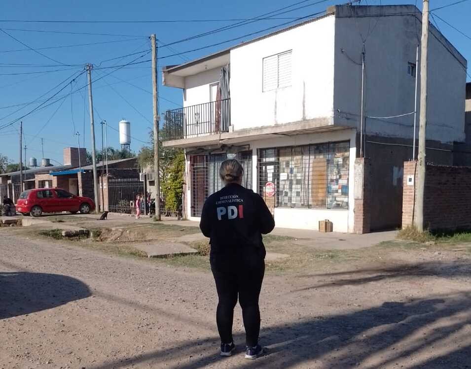 Investigan la muerte de una mujer que presentaba signos de violencia en Recreo | Policiales