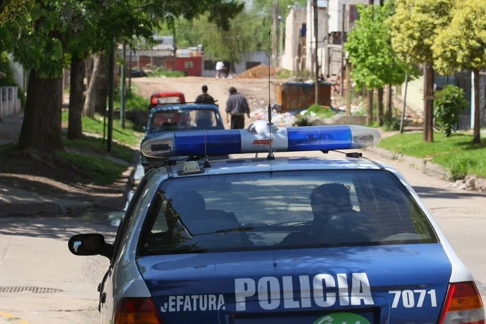 Violencia en barrio Mayoraz: un hombre hirió de bala a otro por una supuesta deuda de drogas | Policiales