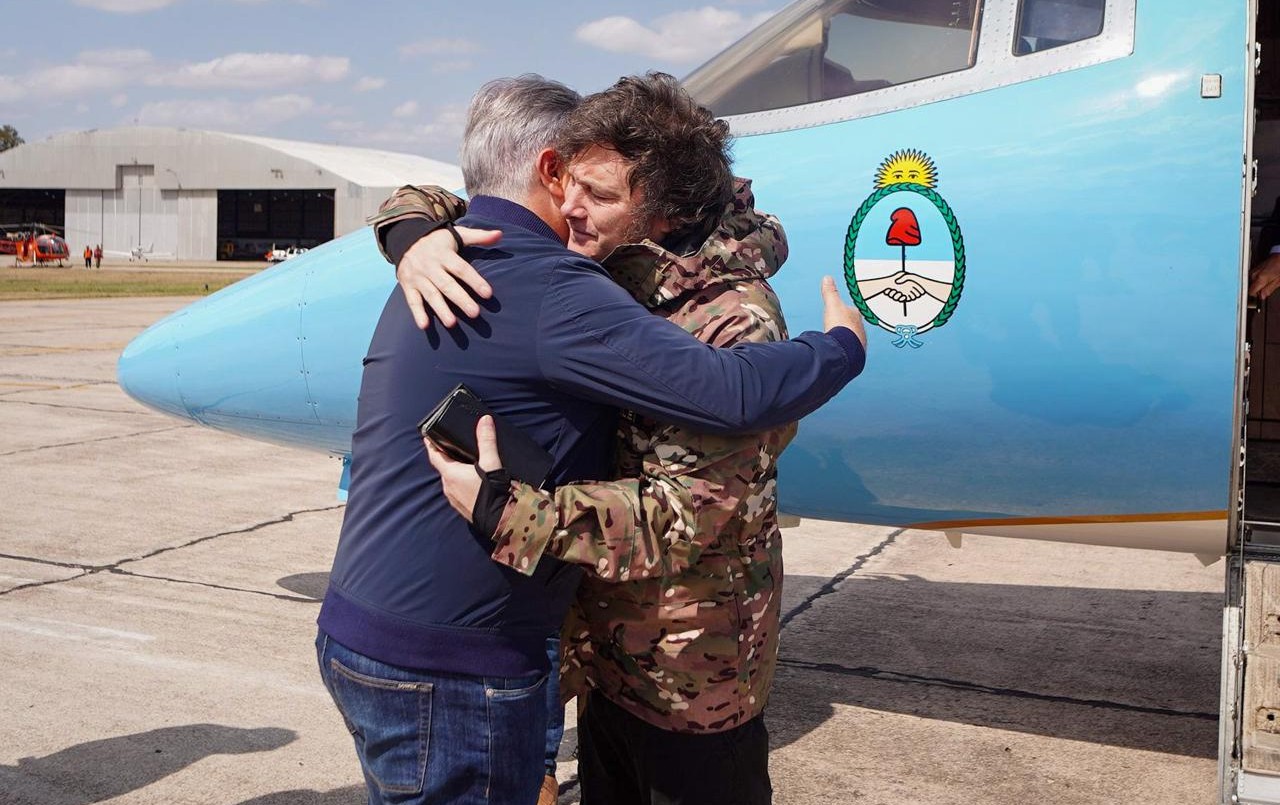 Milei llegó a Córdoba para recorrer las zonas afectadas por los incendios | Noticias