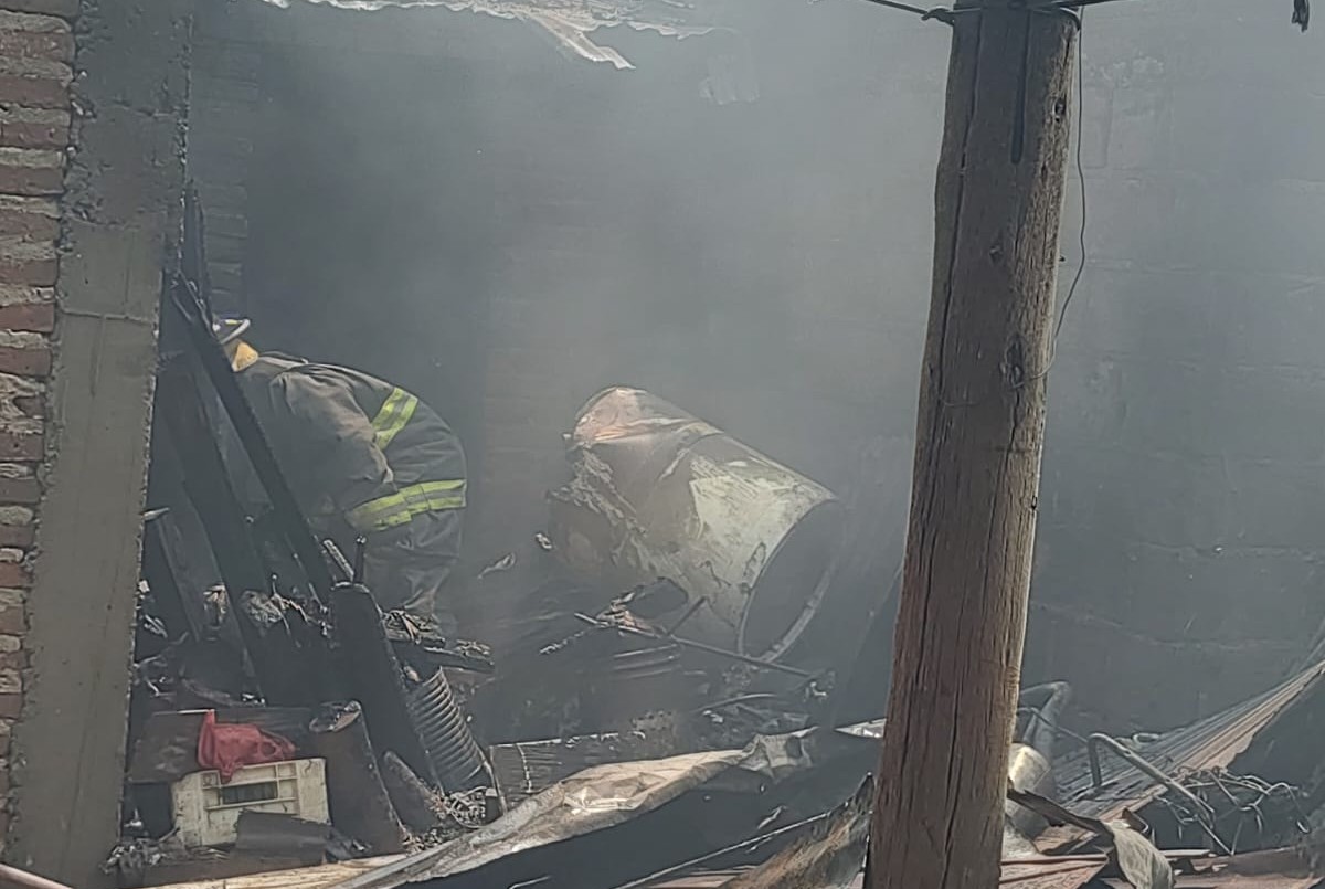 Un hombre sufrió quemaduras tras incendiarse su casa en barrio San Lorenzo | Policiales