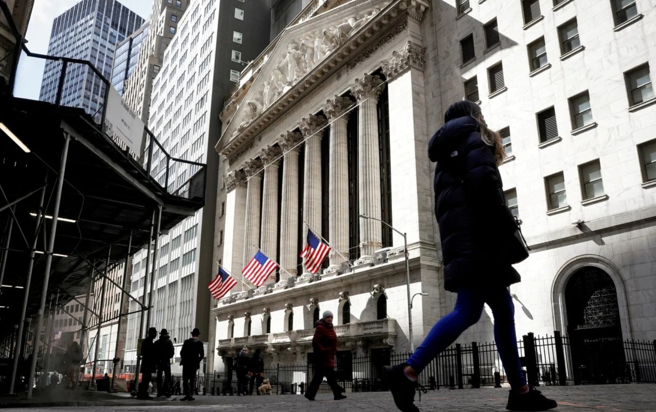 El Tesoro giró a un banco en Nueva York los fondos para pagar intereses de la deuda | Nacionales