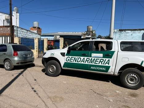 Fueron imputados policías por el robo de droga y dólares en un allanamiento en Rosario | Judiciales