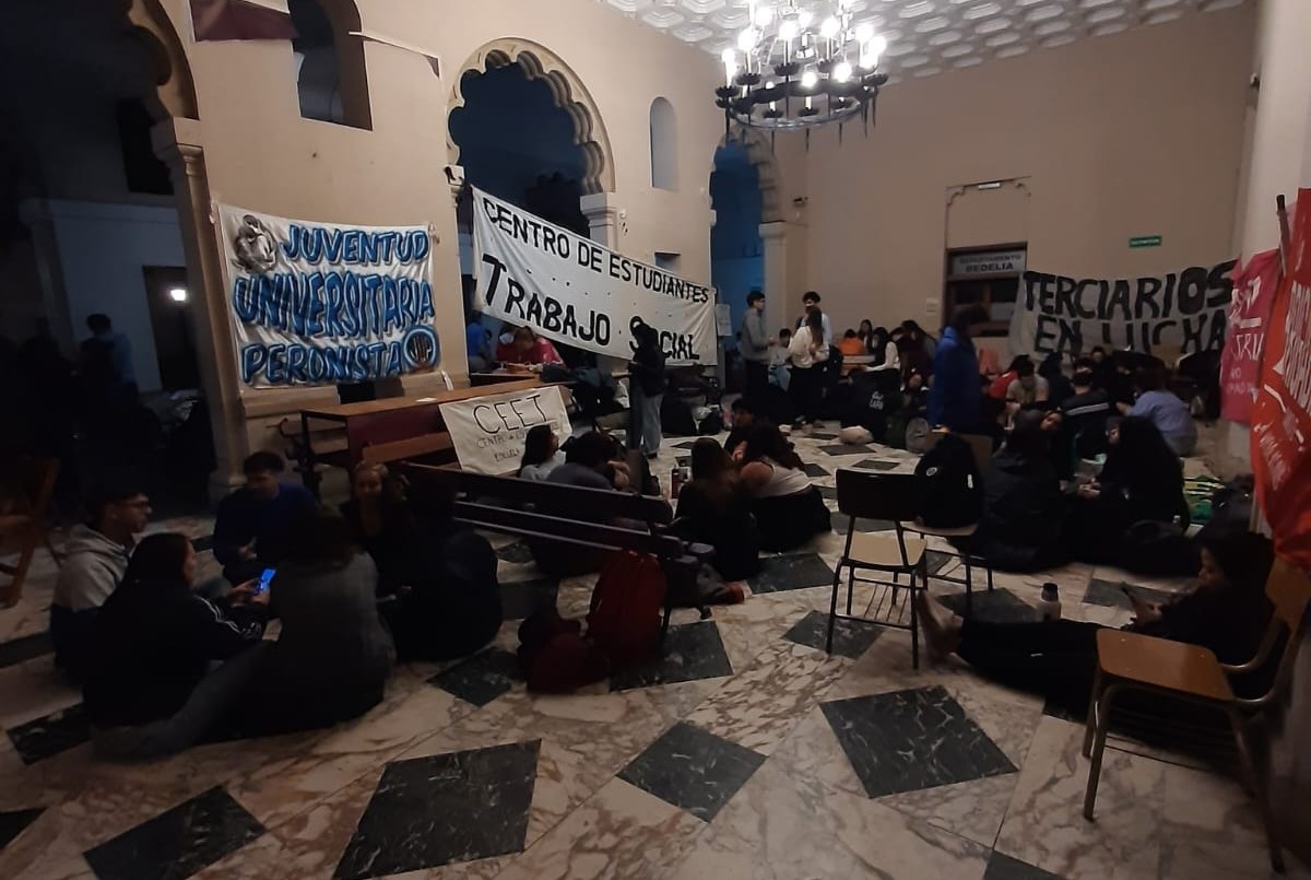 Se levantó la toma de la Facultad de Derecho de la UNL | Información General