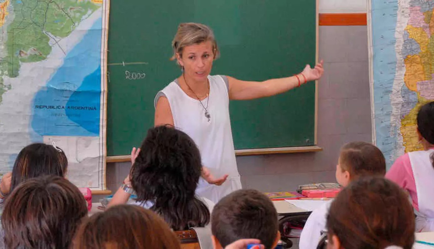 El gobierno pagará el aumento a todos los docentes públicos, pese al rechazo de Amsafe | Noticias