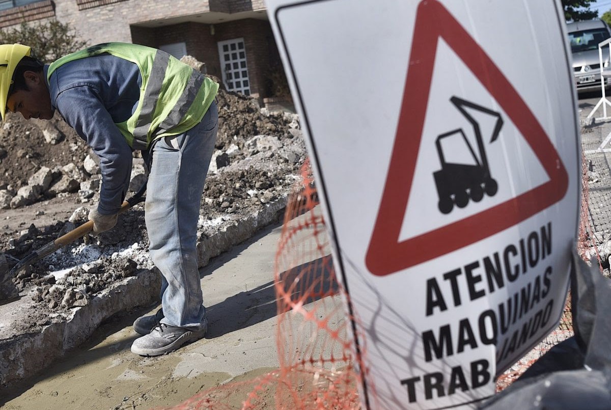 Santa Fe: calle Vélez Sarsfield se suma al Plan de bacheo semanal | Noticias