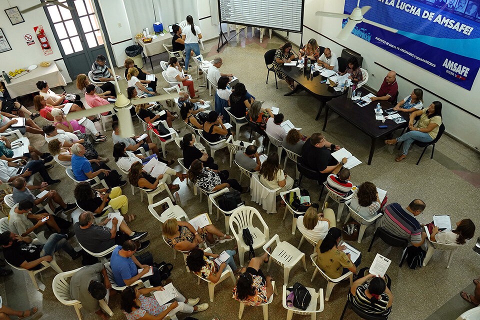 Docentes y trabajadores judiciales llevan adelante sus jornadas de protesta | Información General