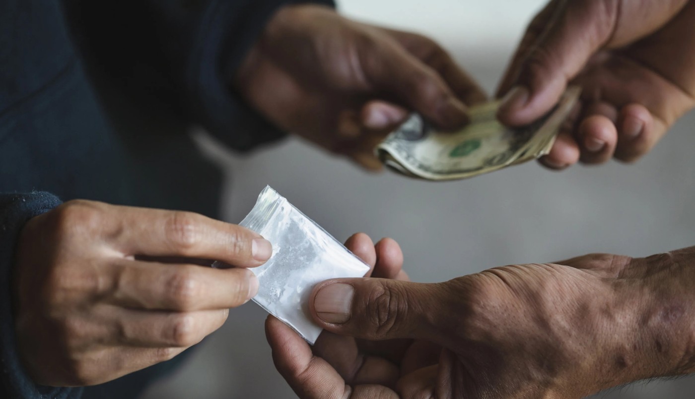 Una mujer y su hijo quedaron en prisión preventiva por vender drogas | Judiciales