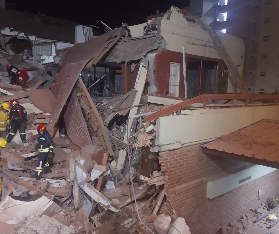 Derrumbe en Villa Gesell: encontraron muerto a un jubilado | Nacionales