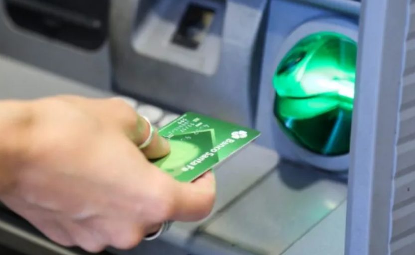 Este viernes comienzan a percibir sus salarios los empleados públicos de la provincia | Información General