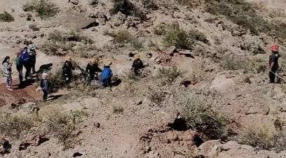 Neuquén: sufrió un accidente haciendo trekking y lograron rescatarla a 70 metros de altura | Información General