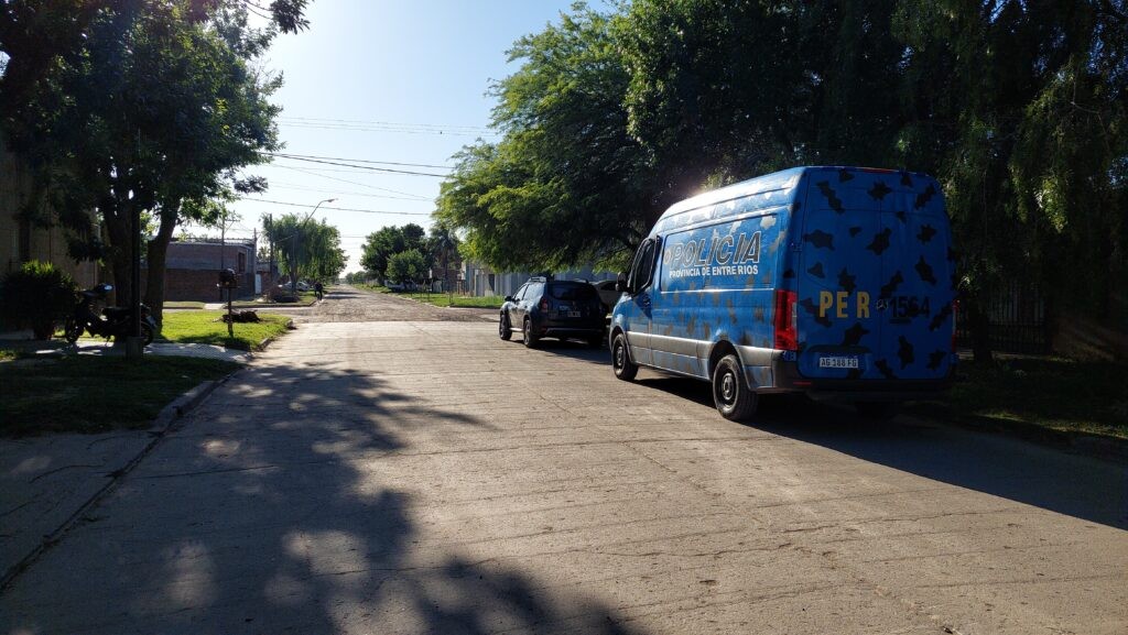 La policía de Entre Ríos realizó allanamientos en Recreo por narcotráfico | Policiales
