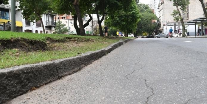 Socavón en Bv. Gálvez entre Sarmiento y Alberdi: los arreglos se licitarán el 20 de noviembre | Noticias