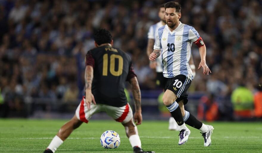 Argentina venció a Perú y está cada vez más cerca del Mundial | Deportes