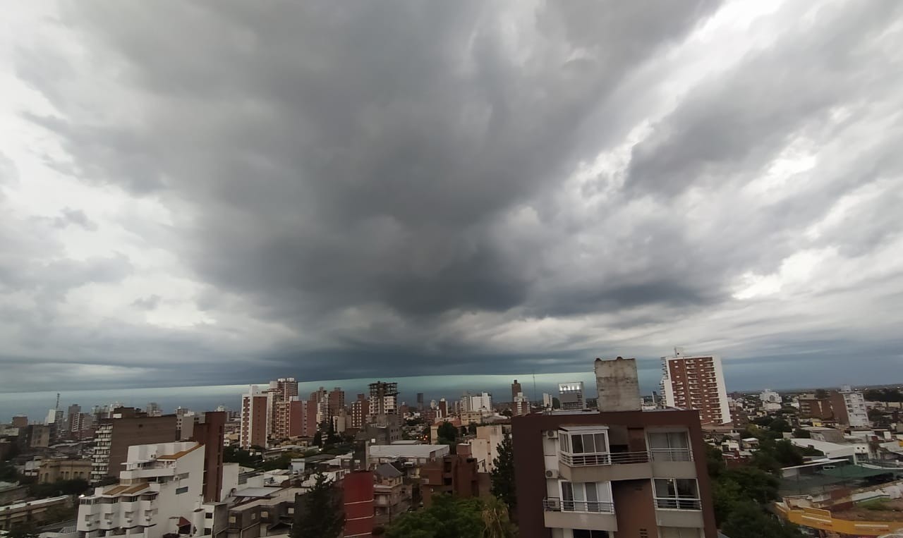 Doble alerta meteorológico por tormentas para la noche de este domingo | Noticias