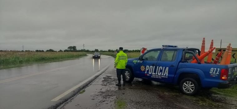 Se circula con normalidad pero con precaución sobre Ruta Nacional 11 | Información General