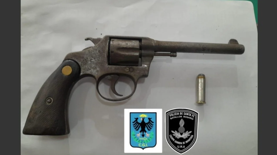 Un niño fue a la escuela armado y aseguran que amenazó a un compañero en Rosario | Noticias