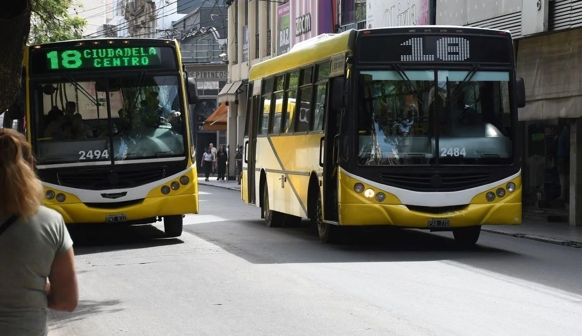 Otra vez el transporte en un “panorama complicado”: se vienen los aguinaldos | Información General