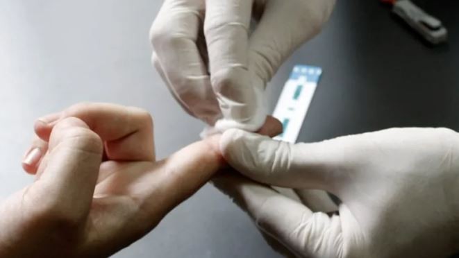 Testeos que salvan vidas: 3 casos de VIH y 10 de sífilis detectados en una jornada de prevención | Salud