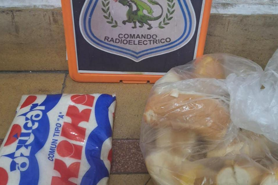 Insólito robo: se llevó parte de la merienda de una escuela | Policiales