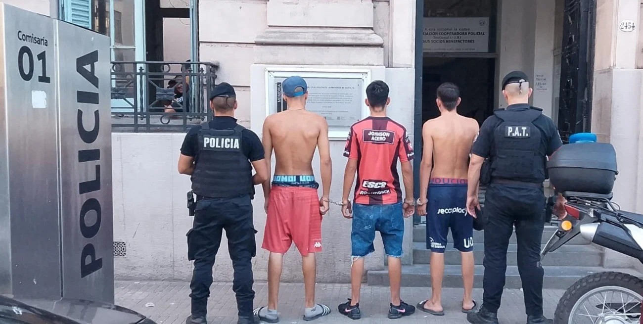 Detuvieron a seis jóvenes por correr picadas en Av. General Paz | Policiales