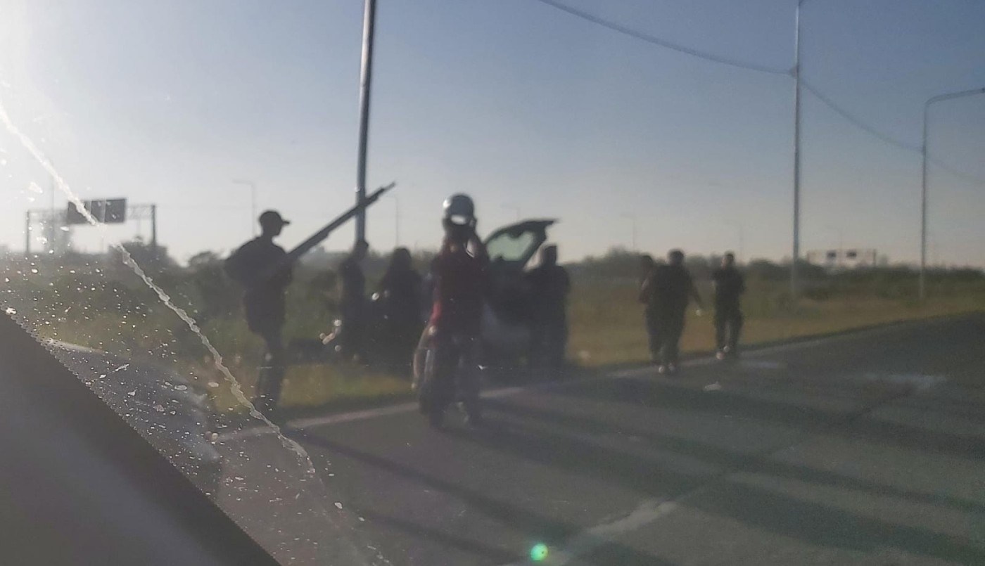 Mañana de accidentes en Santa Fe: una persona está en grave estado | Policiales